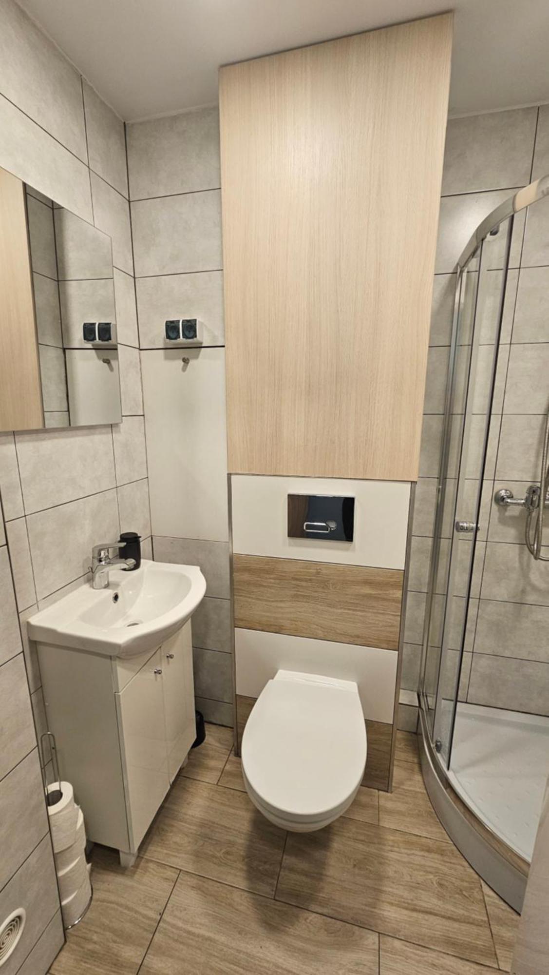 W Lodzi, Komfortowe Pokoje, Wielkopolska 39 * Lodz (Lodz)